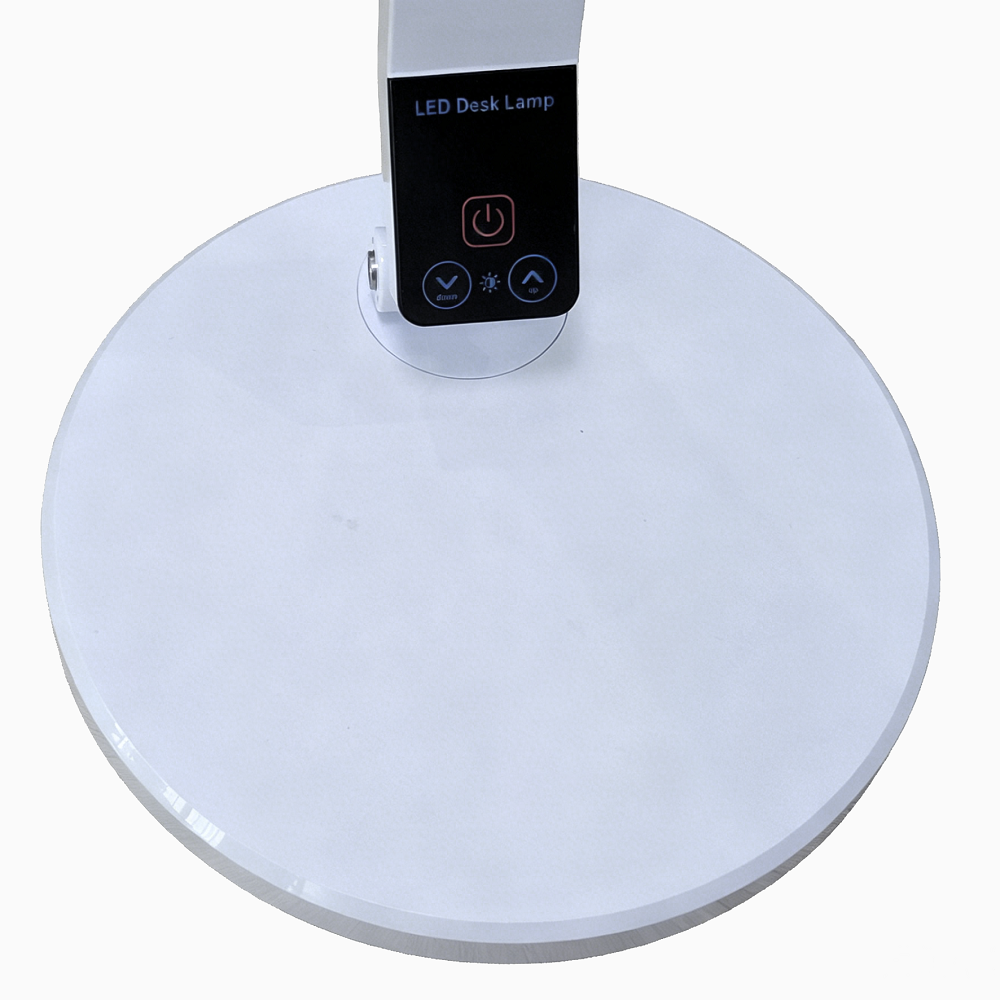 Foldable desk lamp with charging output